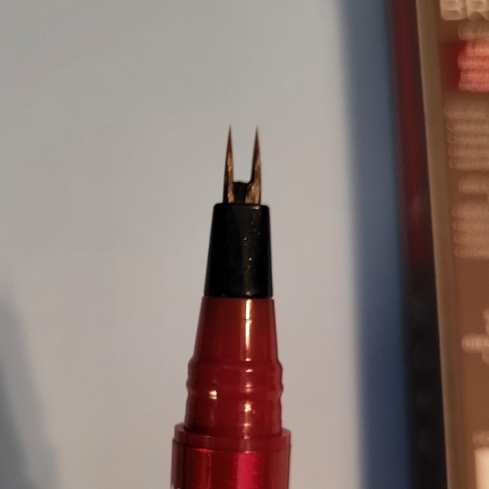 🩷 3/$15 L'Oreal Faux Brow Pencil: Dark Blonde (391), NIB - Picture 5 of 5